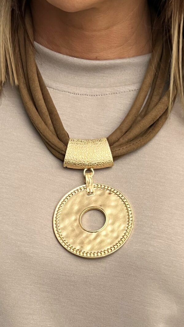 Collar Carolina