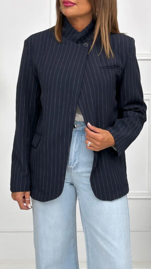 Americana Boton Cuello